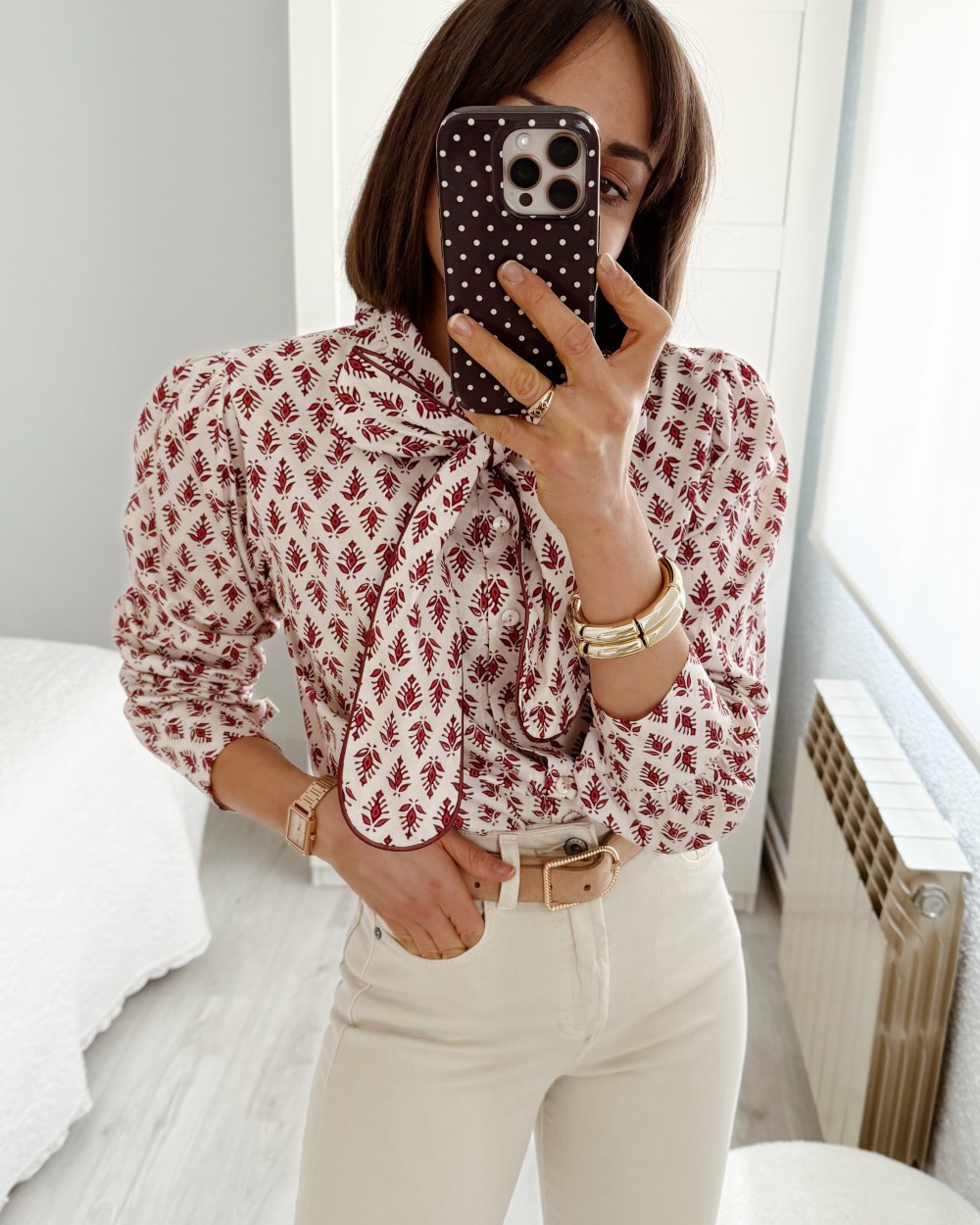 Blusa flor de lis granate