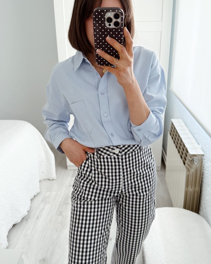 Camisa básica celeste