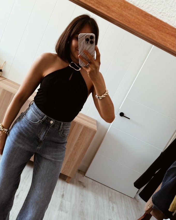 Body negro detalle