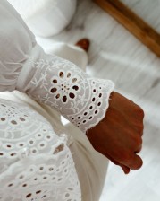Blusa bordada onda