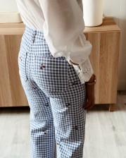 Pantalón Vichy bordados