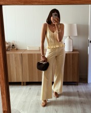 Top amarillo