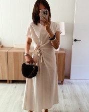 Vestido cruzado beige