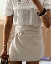 Blusa bordada blanca