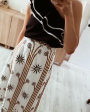 Falda bordada