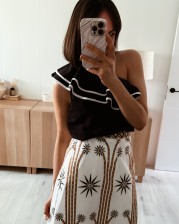 Falda bordada
