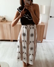 Falda bordada