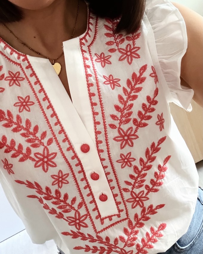 Blusa bordada